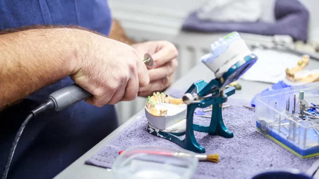Nemes Dental dental technician service illustration
